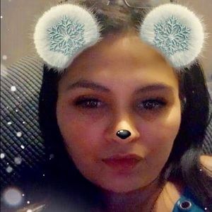 Meet your Posher, Yaquelyn